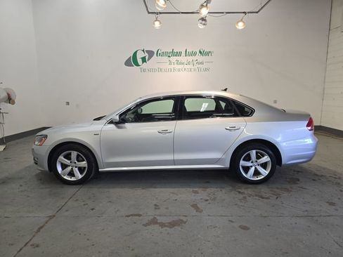 Used 2015 Volkswagen Passat 1.8T Limited Edition FWD image 2