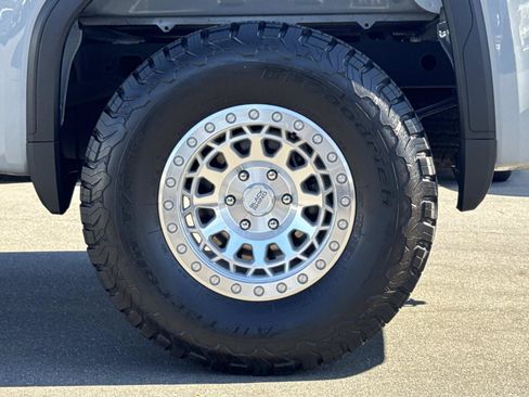 Used 2024 GMC Sierra 1500 Pro w/ Pro Value Package AWD/4WD image 33