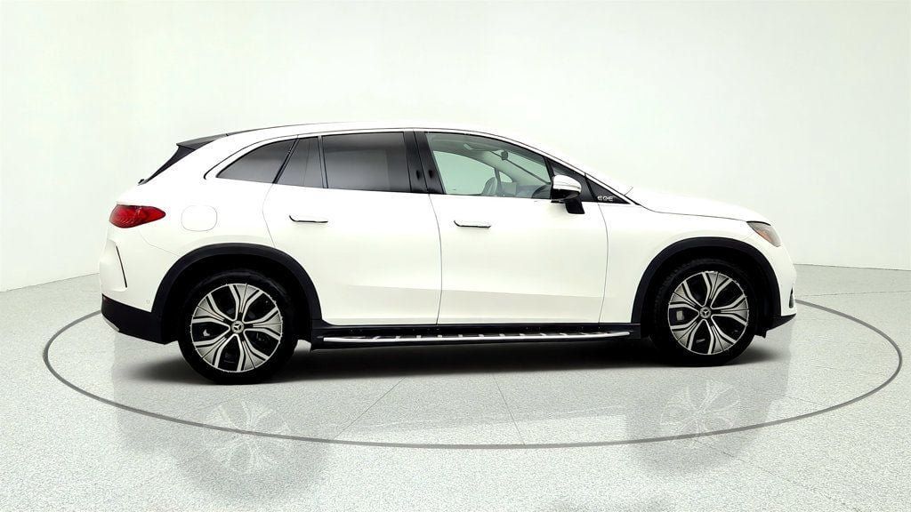 Used 2025 Mercedes-Benz EQE 350+ SUV image 4