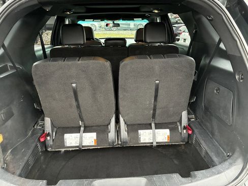 Used 2016 Ford Explorer XLT w/ Equipment Group 202A image 20