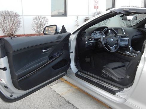 Used 2012 BMW 640i Convertible RWD image 25