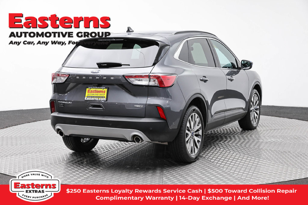 Used 2021 Ford Escape Titanium AWD/4WD image 6
