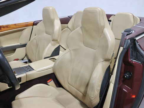 Used 2006 Aston Martin DB9 Volante RWD image 50