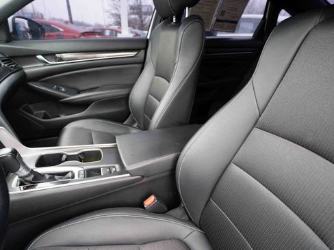Used 2019 Honda Accord Sport image 10