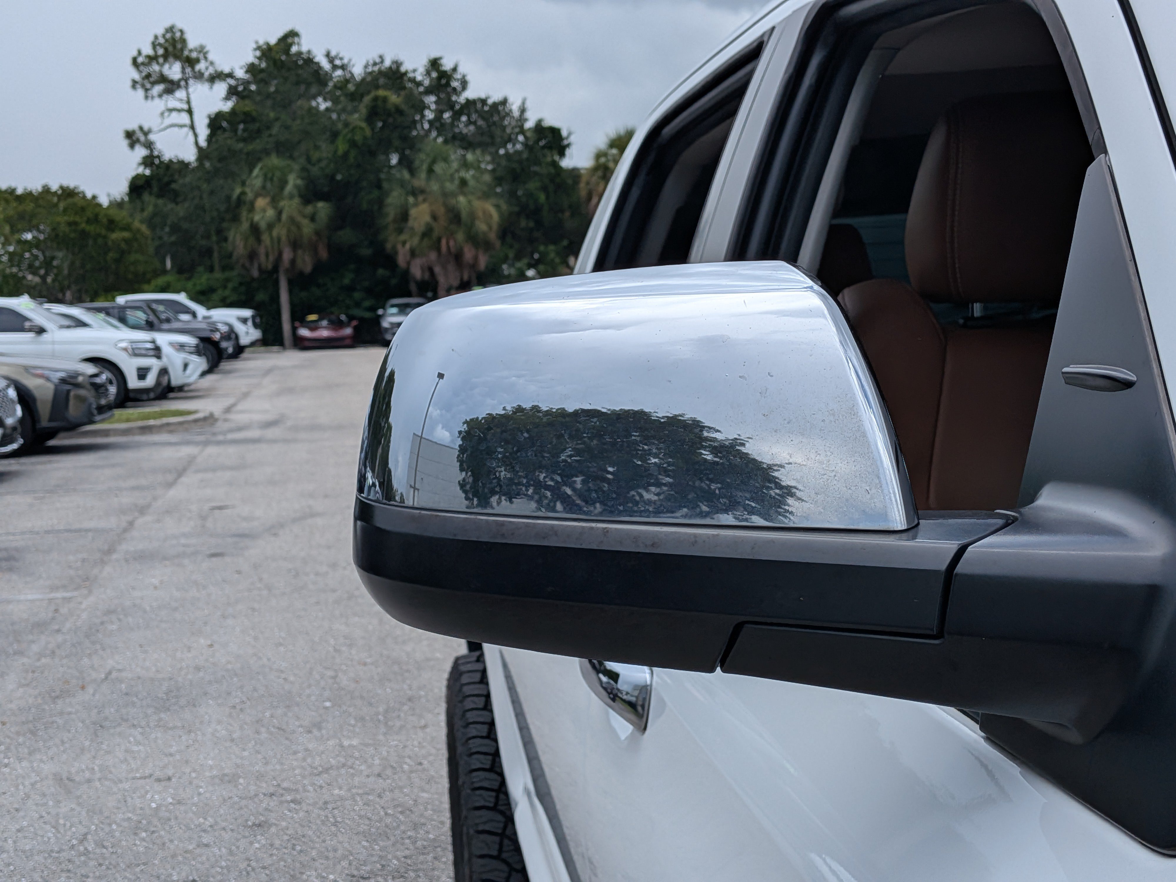 Used 2015 Toyota Tundra 1794 Edition AWD/4WD image 12