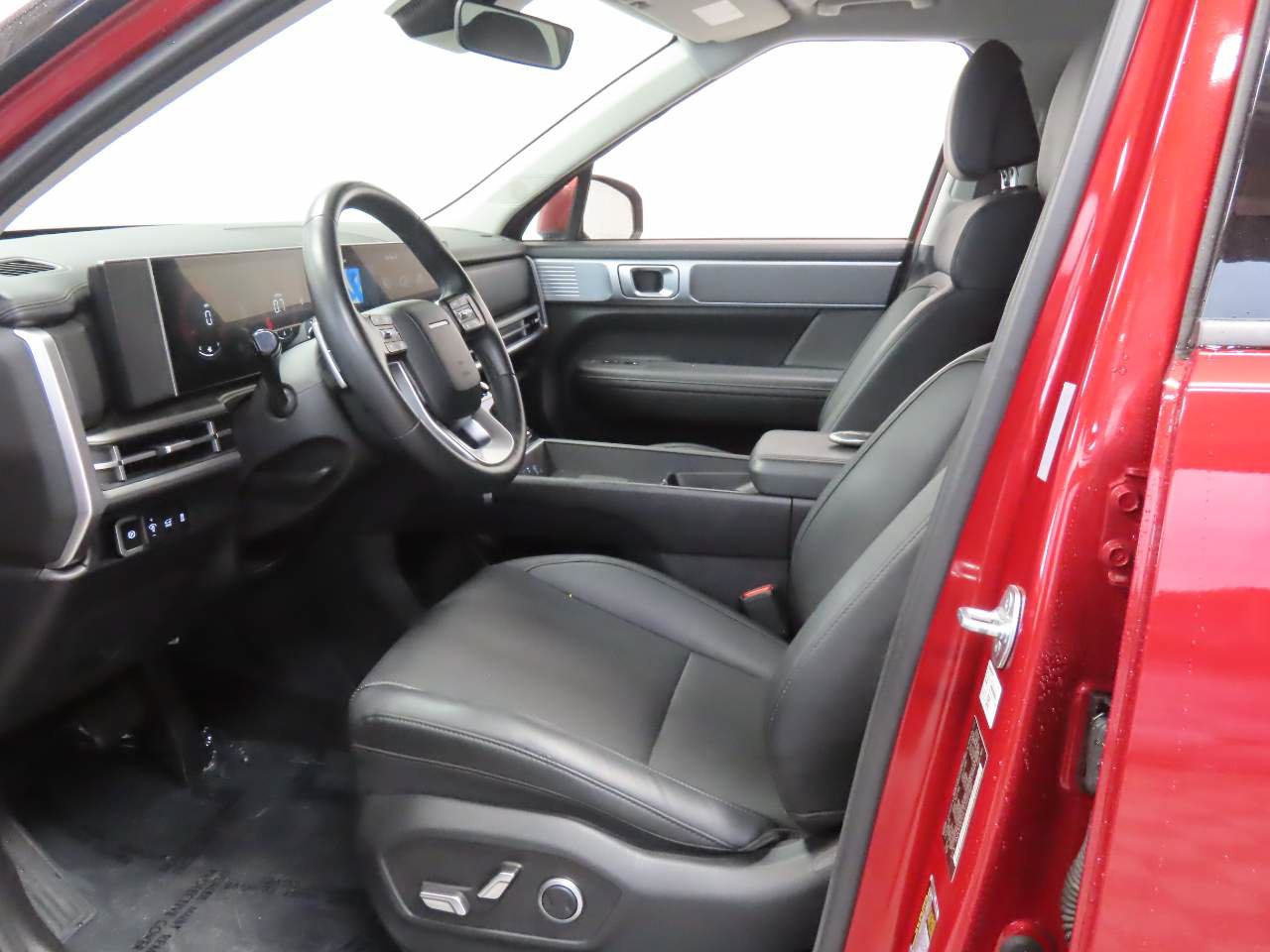 Used 2026 Hyundai Santa Fe SEL AWD/4WD image 15