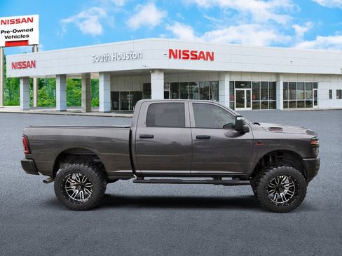 Used 2025 RAM 2500 Tradesman AWD/4WD image 5
