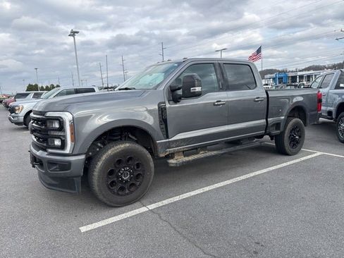 Used 2024 Ford F350 Lariat w/ Black Appearance Package image 11
