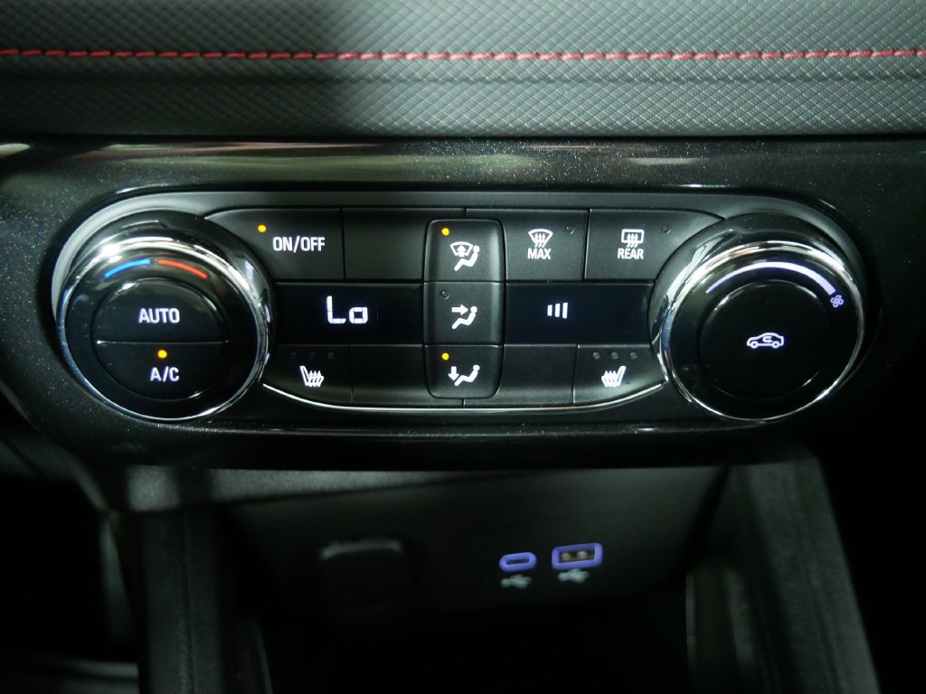 Used 2026 Chevrolet TrailBlazer RS w/ Convenience Package AWD/4WD image 30