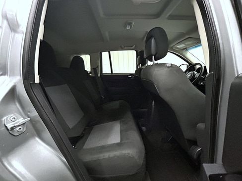 Used 2017 Jeep Compass Sport w/ Power Value Group FWD image 18
