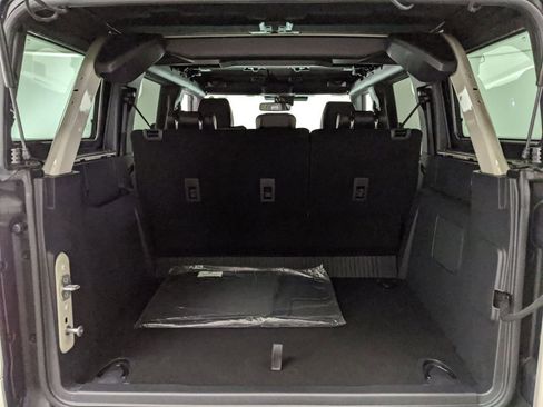 New 2025 Ford Bronco Outer Banks AWD/4WD image 18