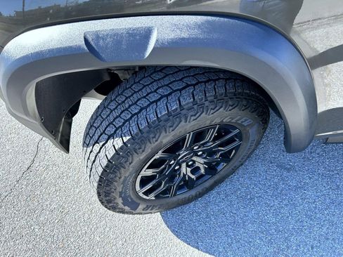 Certified 2024 Chevrolet Colorado Trail Boss w/ Technology Package image 23