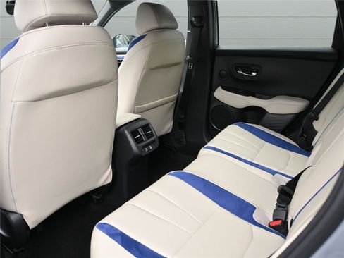 New 2025 Acura ADX A-Spec image 12