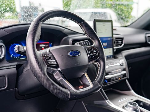 Used 2020 Ford Explorer ST w/ ST Street Pack AWD/4WD image 17