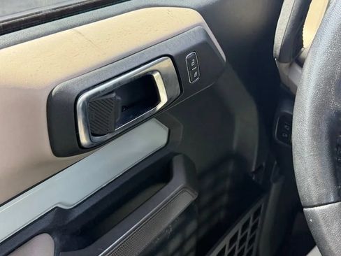 Used 2021 Ford Bronco Wildtrak AWD/4WD image 13