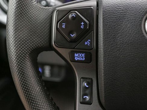 Used 2023 Toyota Tacoma TRD Sport AWD/4WD image 32