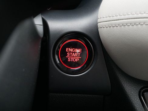 Certified 2024 Honda HR-V LX image 29