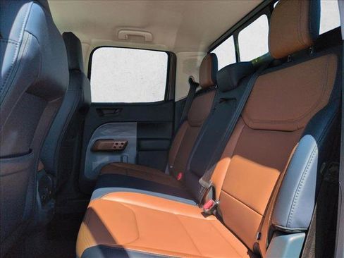 Used 2024 Ford Maverick Lariat AWD/4WD image 18