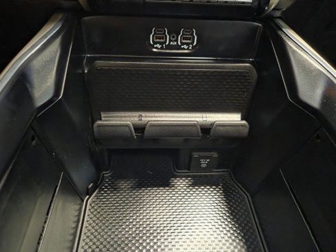 Used 2023 RAM 3500 Laramie AWD/4WD image 53