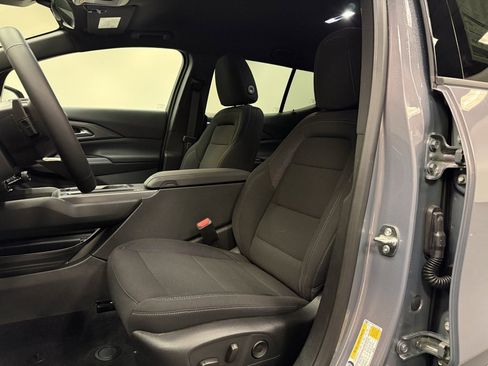 New 2026 Chevrolet Equinox EV LT w/ Comfort Package AWD/4WD image 23