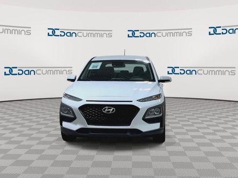 Used 2021 Hyundai Kona SE image 4