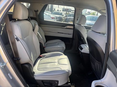 Used 2025 Hyundai Palisade SEL AWD/4WD image 29