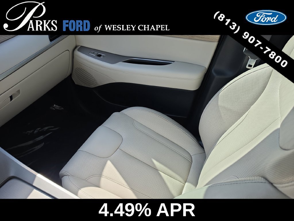 Used 2021 Hyundai Palisade SEL w/ Premium Package FWD image 15
