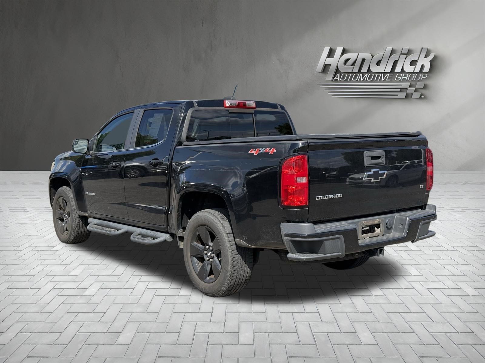 Used 2016 Chevrolet Colorado LT w/ Midnight Edition AWD/4WD image 8