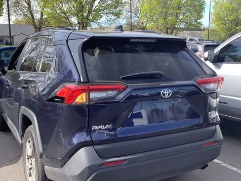 Certified 2025 Toyota RAV4 XLE image 3
