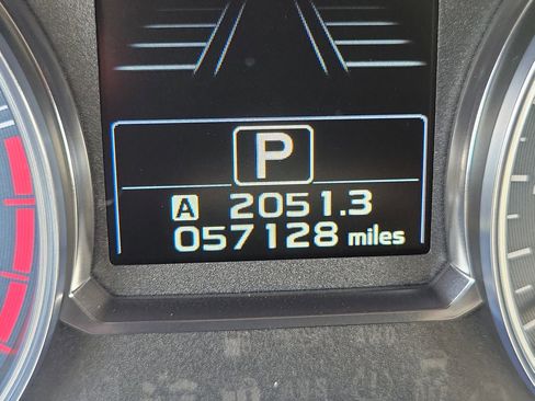 Used 2016 Subaru Crosstrek 2.0i Limited image 30