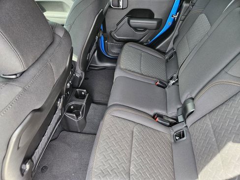 New 2026 Jeep Gladiator Mojave w/ Technology Group AWD/4WD image 27