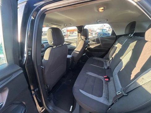 Used 2023 Chevrolet TrailBlazer LS FWD image 17