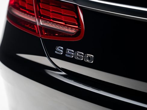 Used 2018 Mercedes-Benz S 560 Cabriolet image 33