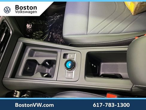 New 2026 Volkswagen Tiguan SE R-Line image 22