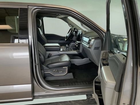 Used 2021 Ford F150 Lariat w/ Equipment Group 502A High AWD/4WD image 29