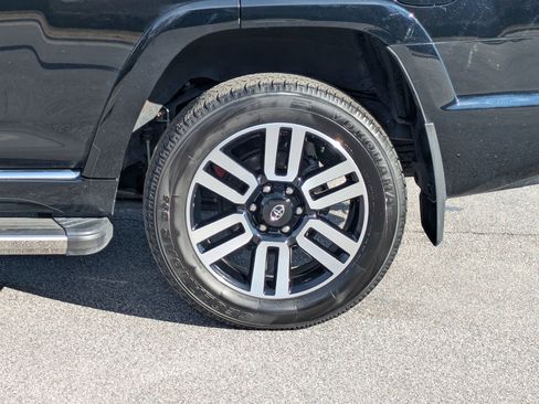 Used 2024 Toyota 4Runner Limited image 33