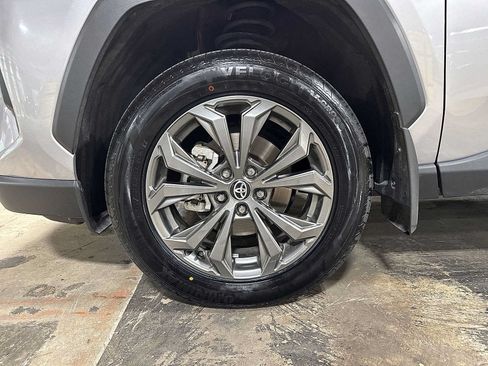 Certified 2024 Toyota RAV4 XLE Premium AWD/4WD image 10