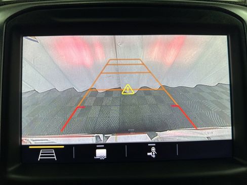 Used 2019 GMC Sierra 1500 SLT w/ SLT Premium Package image 28