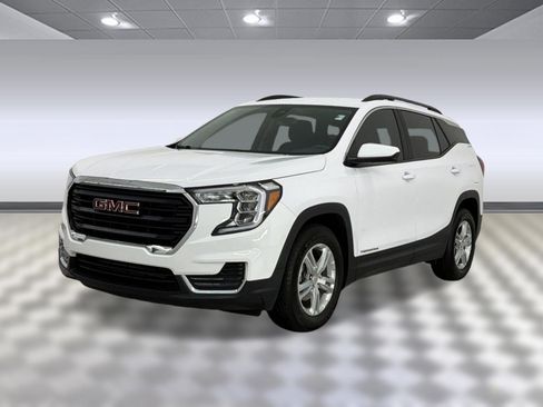 Used 2023 GMC Terrain SLE w/ Driver Convenience Package FWD image 1