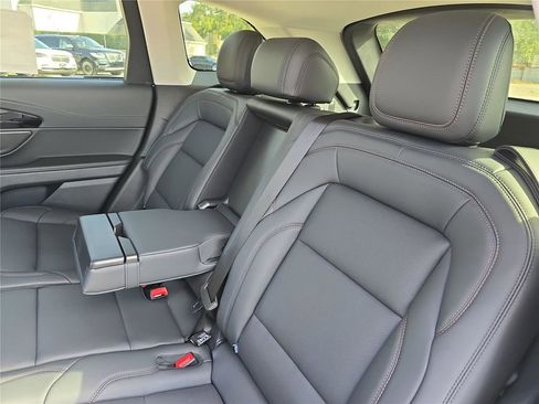 New 2026 Lincoln Nautilus Premier image 10