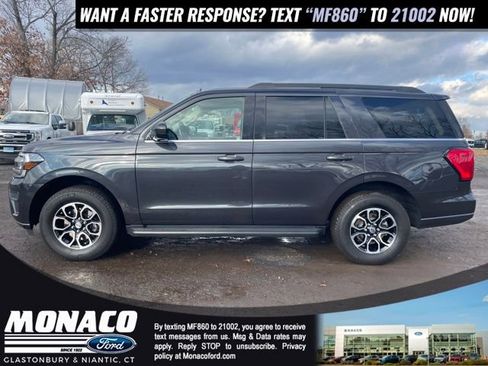 Certified 2024 Ford Expedition XLT image 5