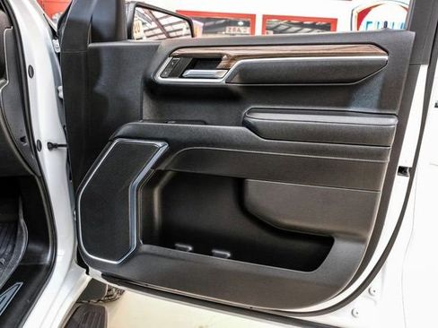 Used 2024 Chevrolet Silverado 1500 LT Trail Boss w/ Protection Package image 37