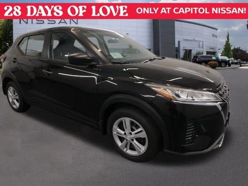 New 2025 Nissan Kicks Play S image 21