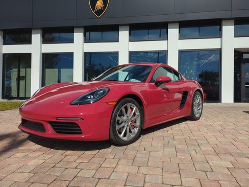Used 2024 Porsche 718 Cayman S image 1