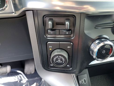 New 2026 Ford F150 Lariat w/ Equipment Group 501A Mid image 29