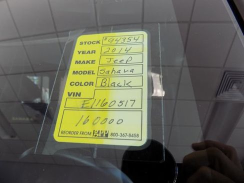 Used 2014 Jeep Wrangler Unlimited Sahara w/ Connectivity Group image 38