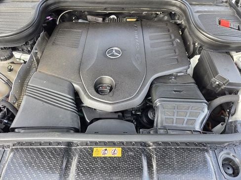 Used 2024 Mercedes-Benz GLE 450 4MATIC image 38