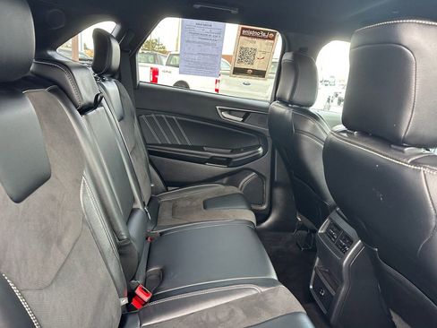 Used 2022 Ford Edge ST AWD/4WD image 18