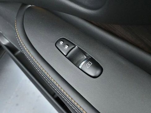 Used 2024 Nissan Murano Platinum image 45