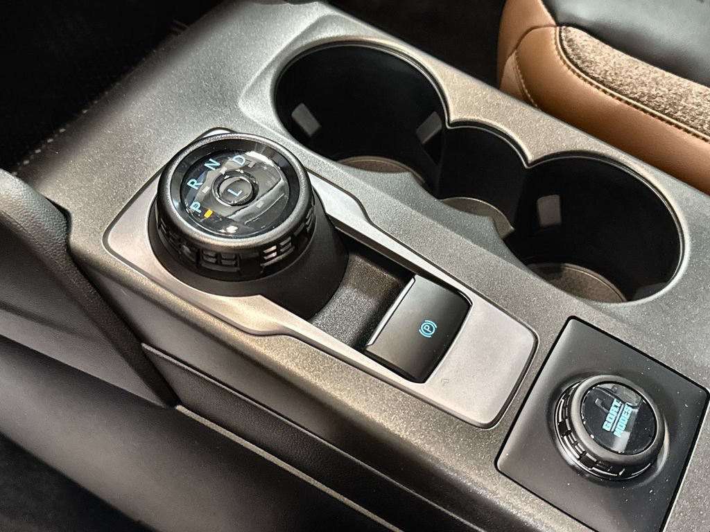 New 2026 Ford Bronco Sport Outer Banks w/ Outer Banks Tech Package+ AWD/4WD image 23